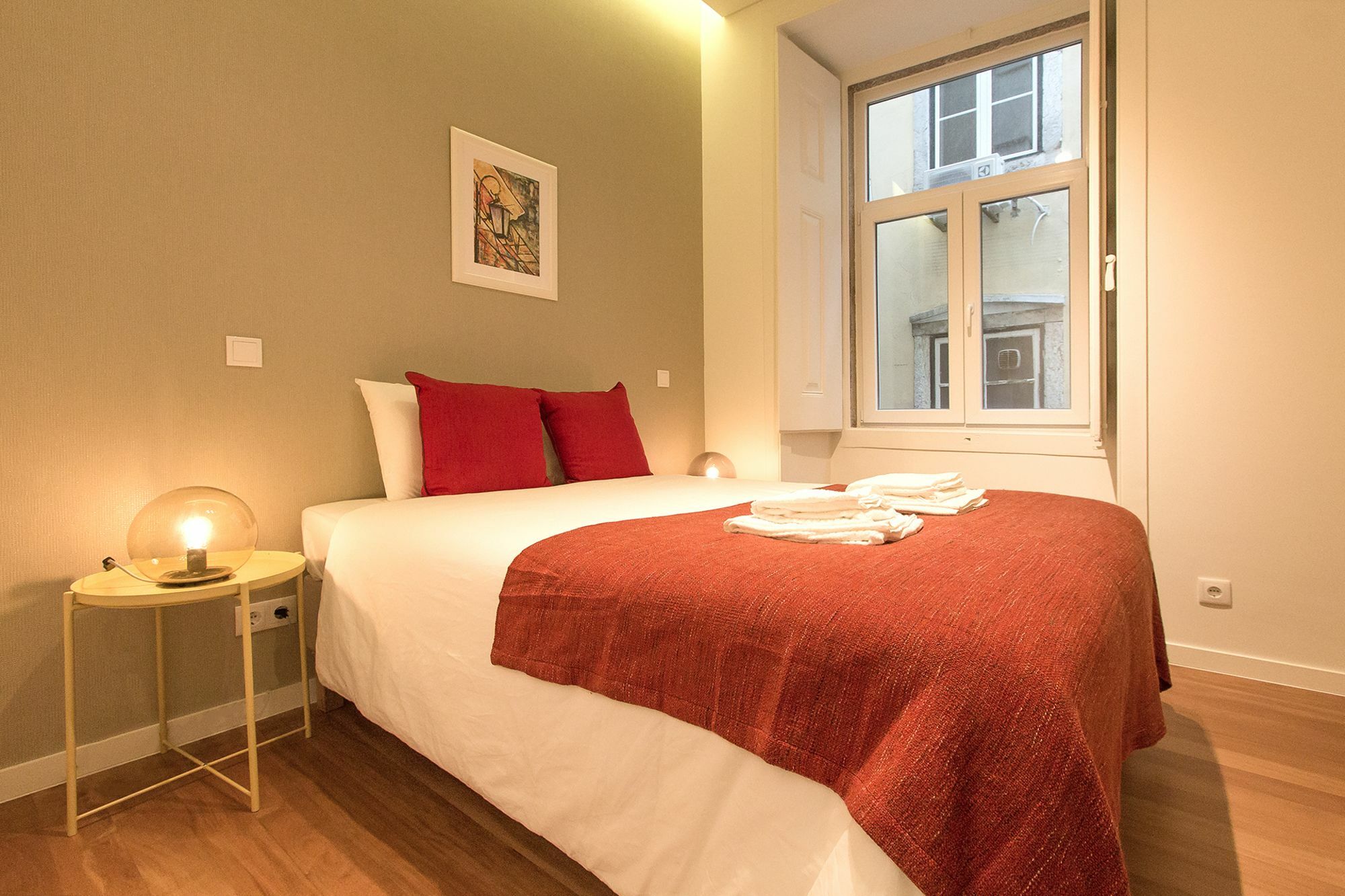 Downtown Prestige By Homing *